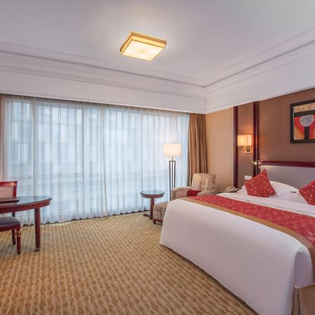 Crowne Plaza City Center Ningbo By Ihg - Near Ningbo Railway Station Exterior photo