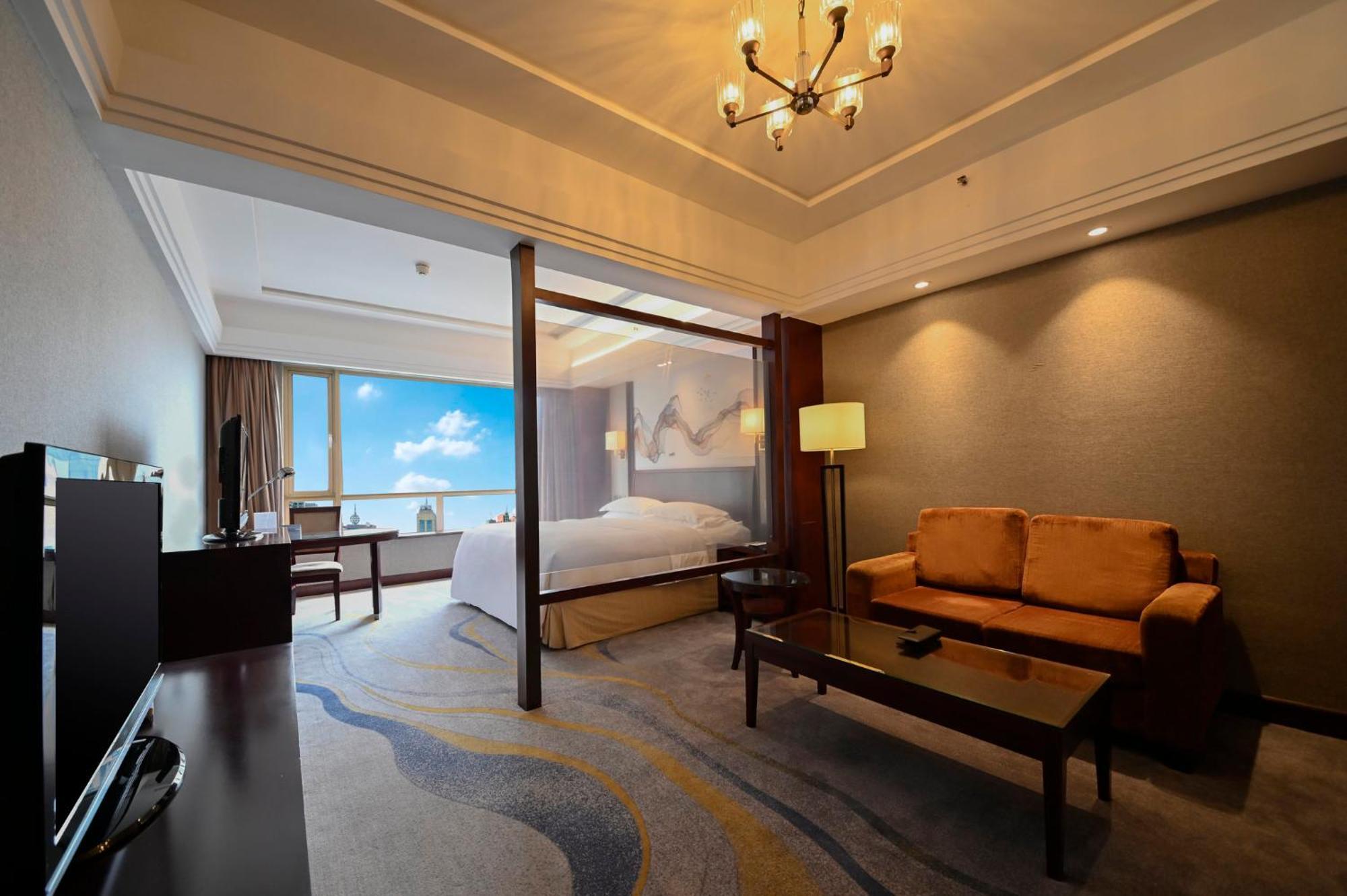 Crowne Plaza City Center Ningbo By Ihg - Near Ningbo Railway Station Exterior photo